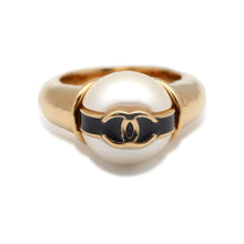 Load image into Gallery viewer, CHANEL CC Logo Pearl Ring Size 53 ABD289 Metal Faux Pearl
