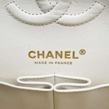 Load image into Gallery viewer, CHANEL Matelasse W Flap W Chain Shoulder Off-white A01113 Caviar Leather Size 23
