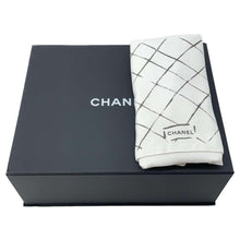 Load image into Gallery viewer, CHANEL Matelasse W Flap W Chain Shoulder Off-white A01113 Caviar Leather Size 23
