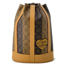 将图像加载到图库查看器中，LOUIS VUITTON Randonnee Messenger NIGOCollaboration Noir M45968 Monogram stripe
