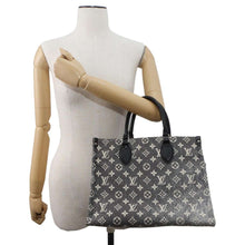 Load image into Gallery viewer, LOUIS VUITTON Onthego Noir/White M46448 Monogram・Jacquard Denim Size MM
