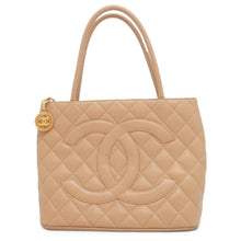 将图像加载到图库查看器中，CHANEL Medallion Tote Beige A01804 Caviar Leather
