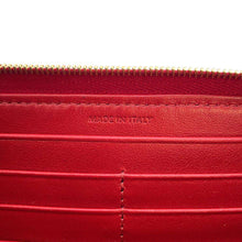 将图像加载到图库查看器中，CELINE CBag Charm Zip Around Long Cloth Red 10B553BFL Leather
