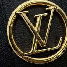 Load image into Gallery viewer, LOUIS VUITTON LV Pont Neuf Soft Noir M58967 Calf Leather Size MM
