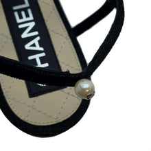 将图像加载到图库查看器中，CHANEL Pearl Sandals Black/Beige suede Size 36C
