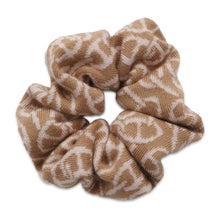 将图像加载到图库查看器中，HERMES Scrunchie Claudia Naoussa Beige/Rose Cashmere70% Silk30%
