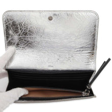 将图像加载到图库查看器中，Chloe Marcy Long Wallet Silver CHC23AP098 Leather
