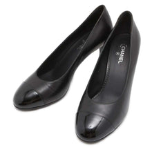 将图像加载到图库查看器中，CHANEL CC Logo Pumps Black G34136 Leather Patent Leather Size 38 1/2C
