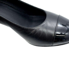 将图像加载到图库查看器中，CHANEL CC Logo Pumps Black G34136 Leather Patent Leather Size 38 1/2C
