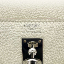 Load image into Gallery viewer, HERMES Kelly Retourne mushroom Togo Leather Size 25
