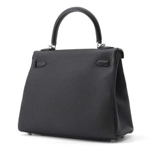 Load image into Gallery viewer, HERMES Kelly Retourne Black Togo Leather Size 25
