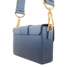 将图像加载到图库查看器中，Dior Montaigne Shoulder Bag Blue Leather
