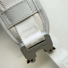 Load image into Gallery viewer, Dior Sacai collaboration saddle soft bag White 1ADHO029USG Nylon Leather
