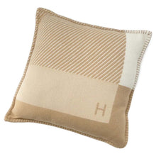 将图像加载到图库查看器中，HERMES Cushion HRiviera Sable Wool 90% Cashmere10%
