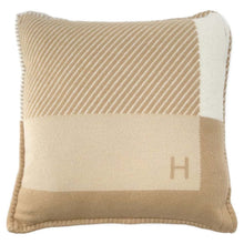 将图像加载到图库查看器中，HERMES Cushion HRiviera Sable Wool 90% Cashmere10%
