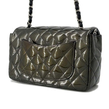 Load image into Gallery viewer, CHANEL Matelasse Single Flap ChainShoulder Bag Khaki A69900 Patent Leather Size 20
