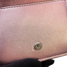 将图像加载到图库查看器中，FENDI FFDiamondWallet Pink 8M0480 Laminated leather
