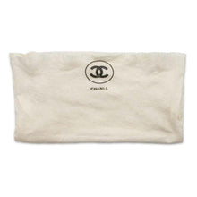 Load image into Gallery viewer, CHANEL Jumbo Matelasse ChainShoulder Bag BeigeA04412 Caviar Leather Size 30
