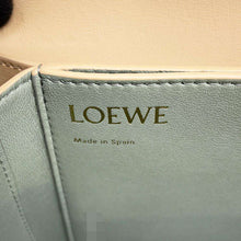 将图像加载到图库查看器中，LOEWE Goya Shoulder Bag Beige A896N09X01 Leather Size Small
