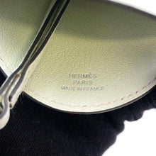 将图像加载到图库查看器中，HERMES In the Loop Fawn To Go Wink Vert Fizz/Rose Texas/Menthe Chevre Myzore Goatskin
