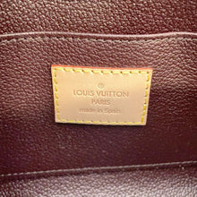 Load image into Gallery viewer, LOUIS VUITTON Pochette Cosmetic Amarante M91495 Monogram Vernis Leather
