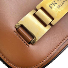 将图像加载到图库查看器中，PRADA Logo Shoulder Bag Brown Leather
