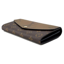 Load image into Gallery viewer, LOUIS VUITTON Portefeuille Sarah Noir M80726 Monogram / Giant / Monogram Reverse Canvas
