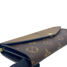 Load image into Gallery viewer, LOUIS VUITTON Portefeuille Sarah Noir M80726 Monogram / Giant / Monogram Reverse Canvas
