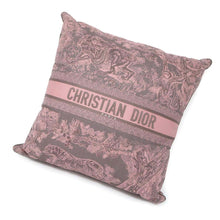 将图像加载到图库查看器中，Dior Square Toile de Jouy Cushion Pink HYP02PPO1U Polyester 70% Cotton 25% Polyethylene 5%
