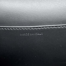 将图像加载到图库查看器中，CELINE Triomphe Horizontal Sleeve Shoulder Bag Black 10K773FQD Leather
