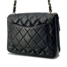 将图像加载到图库查看器中，CHANEL Mini Matelasse Single Flap ChainShoulder Bag Black A01115 Lambskin
