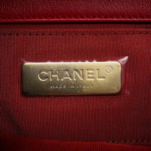 将图像加载到图库查看器中，CHANEL CHANEL19 Belt Bag Red AS1163 Lambskin
