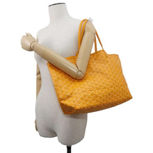 将图像加载到图库查看器中，GOYARD Saint Louis Yellow PVC Size PM
