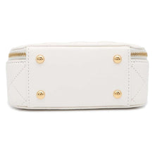 Load image into Gallery viewer, CHANEL Matelasse ChainClutch Shoulder Bag White AP3088 Lambskin
