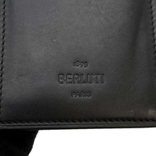 将图像加载到图库查看器中，Berluti Santal Scrit Leather Zip Long Wallet Black Leather
