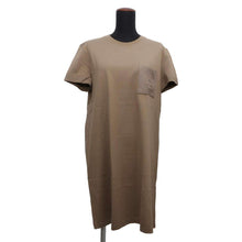 Load image into Gallery viewer, HERMES One-piece dress with embroidery pocket Size 42 Khaki Cotton100%
