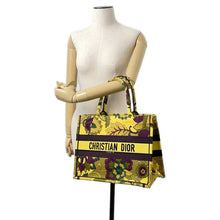 Load image into Gallery viewer, Dior Book tote Yellow/Multicolor Canvas Size Medium
