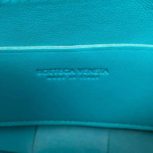 将图像加载到图库查看器中，Bottega Veneta Candy Cassette Shoulder Bag Blue 666688 Leather
