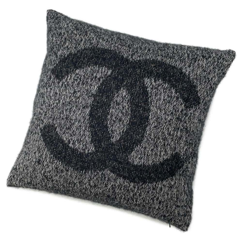 CHANEL CC Logo Cushion Black Cashmere94% Silk6%