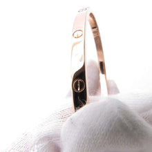 Load image into Gallery viewer, CARTIER Love breath Size SM/16 B6047316 18K Yellow Gold
