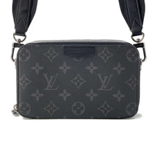 将图像加载到图库查看器中，LOUIS VUITTON Alpha wearable wallet Noir M81260 Monogram Eclipse
