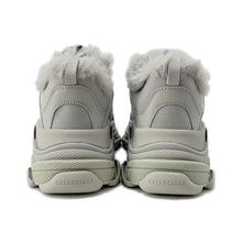 将图像加载到图库查看器中，BALENCIAGA TRIPLE S FAKE FURSneakers Gray 668563 Leather Nylon Faux Fur Size 41
