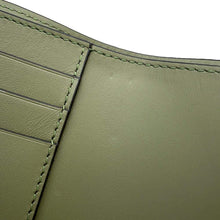 将图像加载到图库查看器中，LOEWE Repeat Anagram Vertical Wallet Green C499S97X05 Leather
