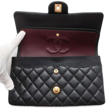 Load image into Gallery viewer, CHANEL Matelasse ChainShoulder Bag Black A01112 Lambskin Size 25
