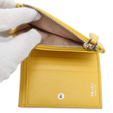 将图像加载到图库查看器中，PRADA Compact wallet Yellow 1ML050 Leather
