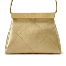 将图像加载到图库查看器中，CHANEL Kiss Rock Frame Shoulder Bag Gold Leather
