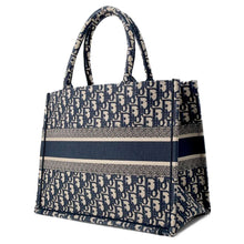 将图像加载到图库查看器中，Dior Oblique Book Tote Navy M1296ZRIW Canvas Size Medium
