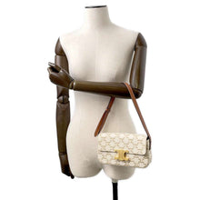 将图像加载到图库查看器中，CELINE Triomphe Shoulder Bag White 194142CUZ PVC Coated Canvas Leather
