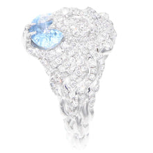 Load image into Gallery viewer, GUCCI Lion Head Aquamarine Ring Size #9 18K White Gold
