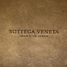 将图像加载到图库查看器中，Bottega Veneta INTRECCIATO Knot Clutch Bag Brown 498478 Leather
